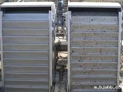 阶梯式格栅除污机